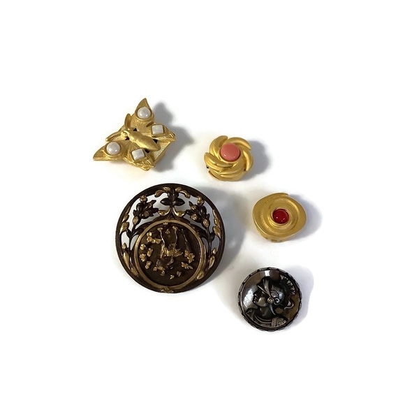 Vintage Button / Button Cover Lot - Picture 3 of 7